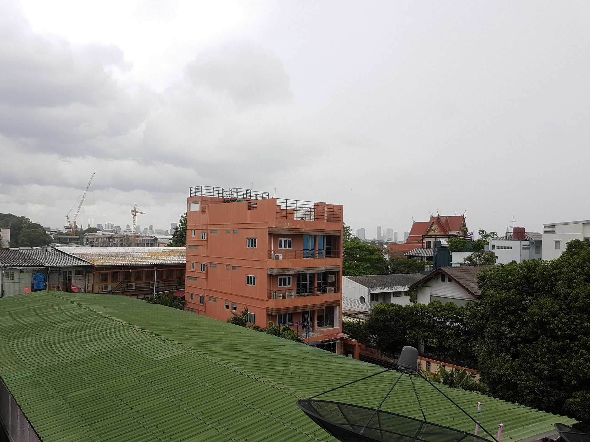 בנגקוק S.E.T Thanmongkol Residence מראה חיצוני תמונה