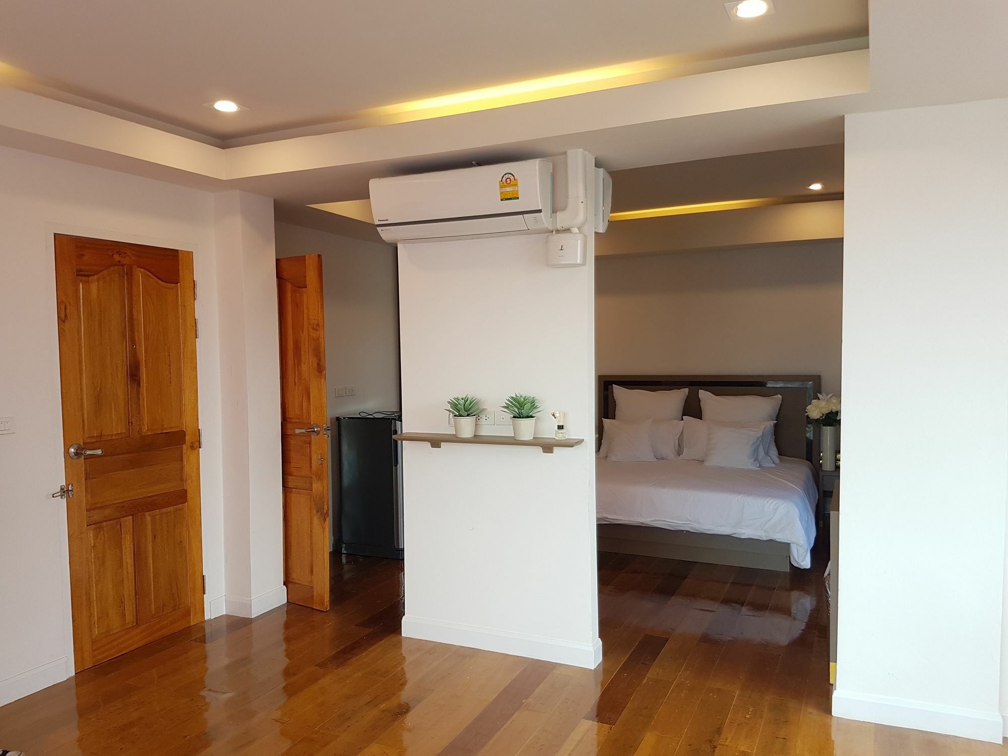 בנגקוק S.E.T Thanmongkol Residence מראה חיצוני תמונה