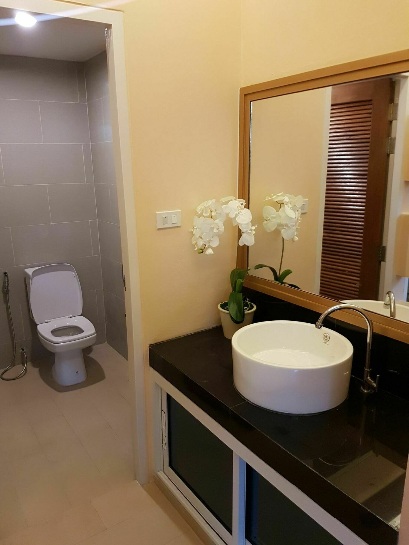 בנגקוק S.E.T Thanmongkol Residence מראה חיצוני תמונה
